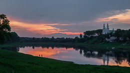 Evening over the Dvina / ***