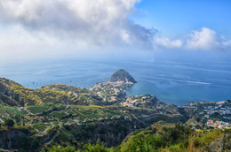 Under the clouds / ***