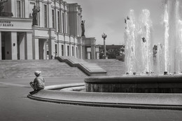 At the fountain / ***