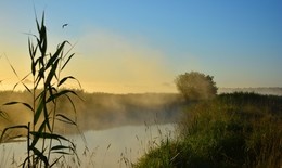 Misty River / ***