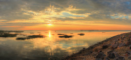 Sunset / ***