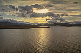 Sunset / ***