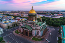 Saint Isaac&#39;s Cathedral / DJI Phantom 4 Pro