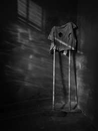 Ghost / ***