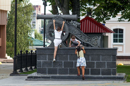 Carefree childhood / ***