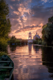 The setting sun / ***