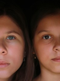 Sisters / ***