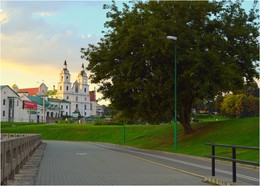 Morning in city / ***