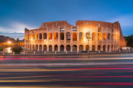 Blick aufs Colosseum / Blick aufs Colosseum