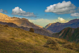 Autumn in the mountains / ***