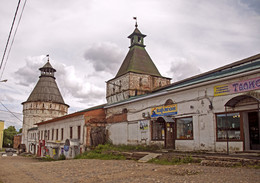 Rostov Gleb Monastery / ***