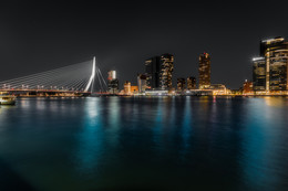Night at Rotterdam / ***