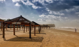 Deserted beach / ***