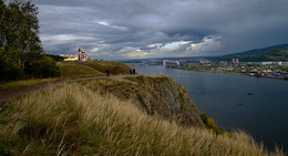 On the high bank / ***