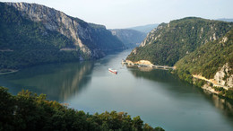 Danube / ***