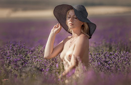 Lavender / Ph: Roman Sergeev http://vk.com/srfoto