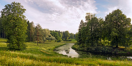 Slavyanka river. / ***