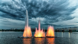 Evening fountain / ***