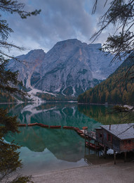 Lago di Braies, Italy / ***