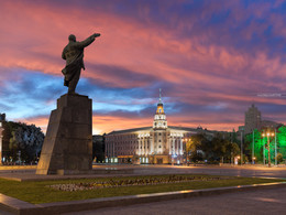 Lenin Square / ***