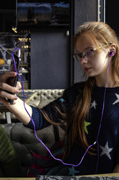 Light of my mirror, tell me ... / ***