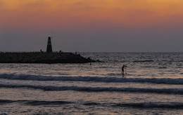 it was the evening / ...