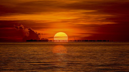 Sunrise / ***
