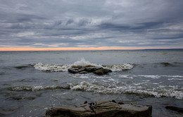 Coast... / ***