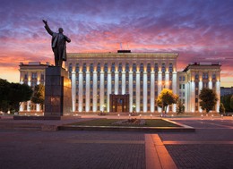 Lenin Square / ***