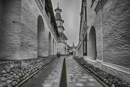 The monastery / ***