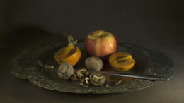 With nuts / ***