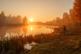 Fishing at dawn / ***