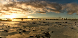 play of light / ***