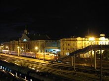 railway station / ***