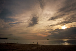 Evening at Sea / ***