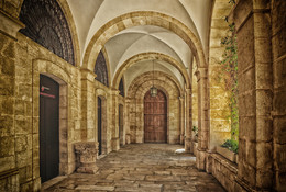 Jerusalem Courtyard / ***