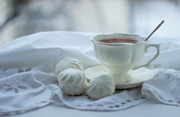 Tea with a Marshmallow / °°°