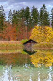 &nbsp; / Hütte am Almsee