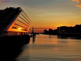 Sunset on the Elbe / ***