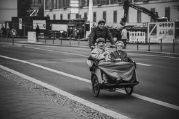 with the wind / https://www.facebook.com/adik.kurta