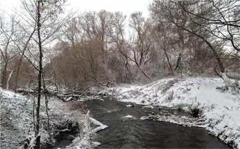A River Runs Through ... / ***