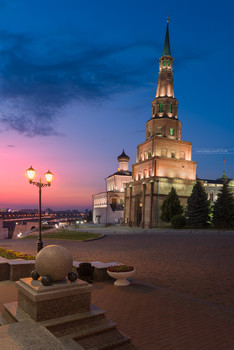 Tower Syuyumbike / ***