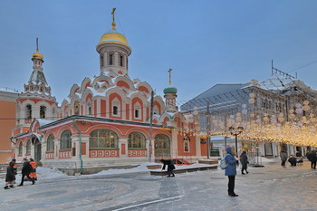 Kazan Cathedral / ***