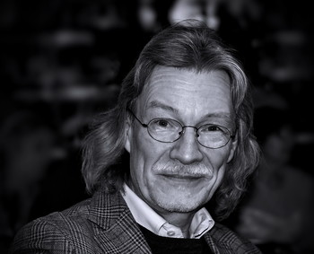 &nbsp; / ...............