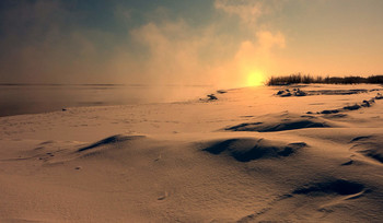 On the shore... / ***