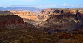 Grand Canyon / ***
