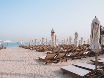 Lost among the Sand / ***