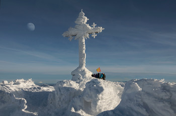 On the edge / .....