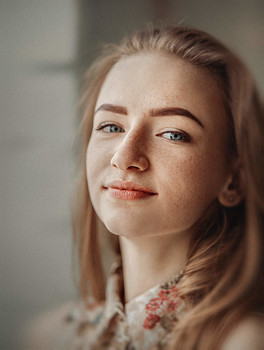 Liza / Ph: Roman Sergeev http://vk.com/srfoto