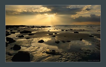 &nbsp; / music: Bill Frisell &amp; Thomas Morgan - Small Town
https://www.youtube.com/watch?v=f4bQhgIHC1g